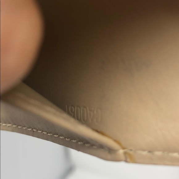 COPY - Louis Vuitton agenda cover pm - Picture 8 of 9